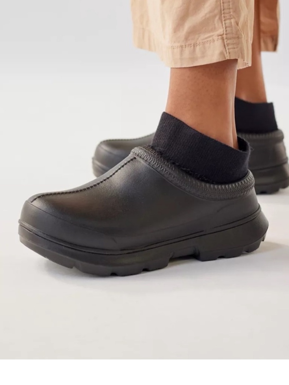 UGG Tasman rain boot